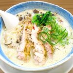 永明中華そば店 - 鶏とえのきのそら豆クリーム塩中華そば