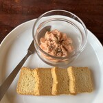 メゾン ブリュレ - 付き出し　サーモンパテだったかな？