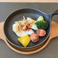 Jose Luis Karuizawa - イカと野菜のプランチャ