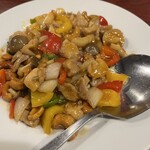 中華料理 ハルピン - 鶏肉とカシューナッツ炒め