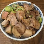 いかれたヌードル フィッシュトンズ - チャーシュー丼