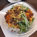 キッチン酵素ガーデン - 山菜うどん サラダ付き756円