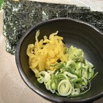 マグロ専門居酒屋 鮪屋 - 中落ちをトロタク巻きで頂きます！