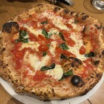 ピッツェリア トラットリア ダ オカピート - 