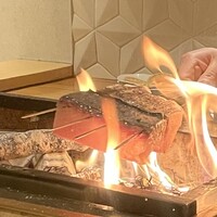 銀座 しのはら - 本日ピカイチだったサワラの炙り　塩とスダチで握りになります