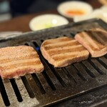 焼肉ホルモン 新井屋 - 