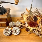 アリー コーヒー - 店内ディスプレイ。