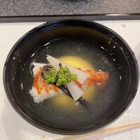 行楽庵 - 花山椒のった椀もの