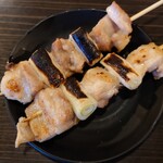 居酒屋 もぢょい有限会社 - ねぎま(塩)1本　139円