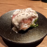 焼鳥  吉祥 - 前菜　旬菜の生ハム包み