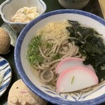 お食事処 孝ふく - ミニそば。