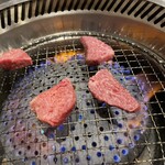 但馬牛とぼく 焼肉処 坐 - 