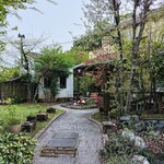 ゴンジーノ - エントランス