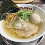 ファンタジスタ - このラーメンはヤバいっす　ハイクオリティ過ぎる！