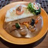 【カレー専門店】円山教授。