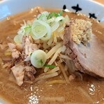 花丸 - 味噌ラーメン(1,100円)