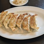 泰鵬支店 - 料理写真:焼餃子　450円