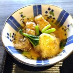 三年目の島丈八 - セットの小鉢（スズキと尾長鯛）