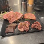 炭火焼ホルモンぐう 池袋はなれ - 