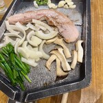 ホルモン鍋 大邱食堂 - 