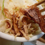 丸一 - キャベツ＆塩味ひれかつの乗っけ食い