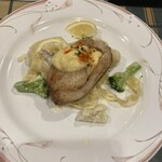 カフェ エ ビストロ ボンヌ シェール - 鱈のムニエル♪