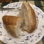 カフェ エ ビストロ ボンヌ シェール - お代わりありのバゲット♪