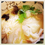 いち井 - 塩ラーメンと海老ワンタン