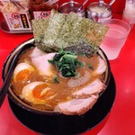 横浜家系ラーメン 大輝家 - デフォルトラーメン身バレ超豪華仕様