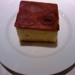 オザミ・デ・ヴァン - 一口デザート(オレンジケーキ)