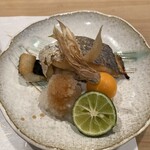 鮨 福原 - 白海老と桜エビの茶碗蒸しの替わりに、太刀魚の焼き物を頂きました！