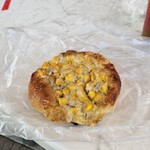 LUCKY BAKERY - 
