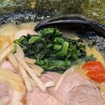 家系ラーメン 頂㐂家 阪急三国店 - 