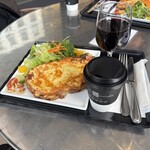 トシ・ヨロイヅカ 東京 - 