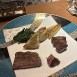 鉄板焼 吉 - 話し込んでて肉にズームインしてなかった。ロースとヒレ