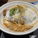 松のや - 料理写真:かつ丼