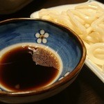 海庵 勇魚 本店 - 自家製ぽんず。このままでも味わえるくらい美味。栄光鍋で煮込んだうどんを絡めると絶品に。