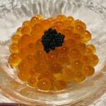 大阪 京橋 鮨 黒潮海閤 - イクラとキャビアの小丼