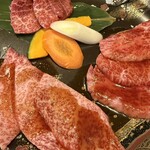 焼肉 茂門 - 限定三点盛り（上ロース、ザブトン、近江牛トウガラシ）数量限定