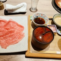しゃぶしゃぶと焼肉 わにく ミッドランドスクエア店 - 
