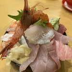 海鮮･寿司処 大漁 見附店 - 原価丼(小) 1,800円