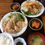 Muichimon - 唐揚げ定食とミックスフライ定食。