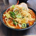 旨辛タンメン 荒木屋 - 過去に中◯HP等でも騒動になっていた荒木屋さんへ初訪問。
北極にあたる大辛麺がマストかなと思いつつ、その日の限定を調べると「五目味噌タンメン」のお品書き。
えっ⁈ゴモミ⁈笑　そりゃ怒られるデショ^^;