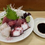 魚萬 - 料理写真:造り盛合せ