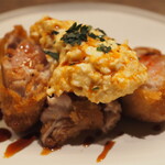 小皿のまぐろとさば。 - 濃厚なソース