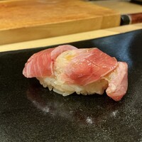 鮨 恵比寿 幸凛 - 蛇腹の大トロ