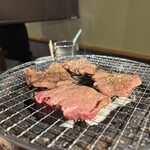 炭火焼肉 ホルモン にく式 - 
