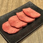 焼肉 ジャンボ - 