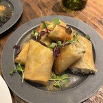 ワイン居酒屋 neco - 春巻き