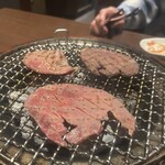 焼肉工房 但馬屋 - 